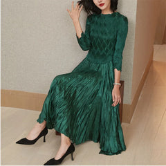 Folds Long Sleeve Pleated Solid Midi Dress