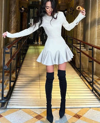 O-Neck Long Sleeve Patchwork Pleated Mini Dress