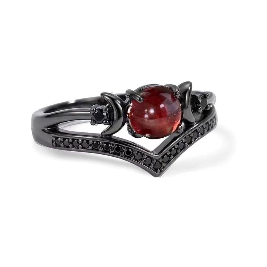 ✨ Vintage Gothic Crescent Ring – Mystical Elegance for Every Day 💍