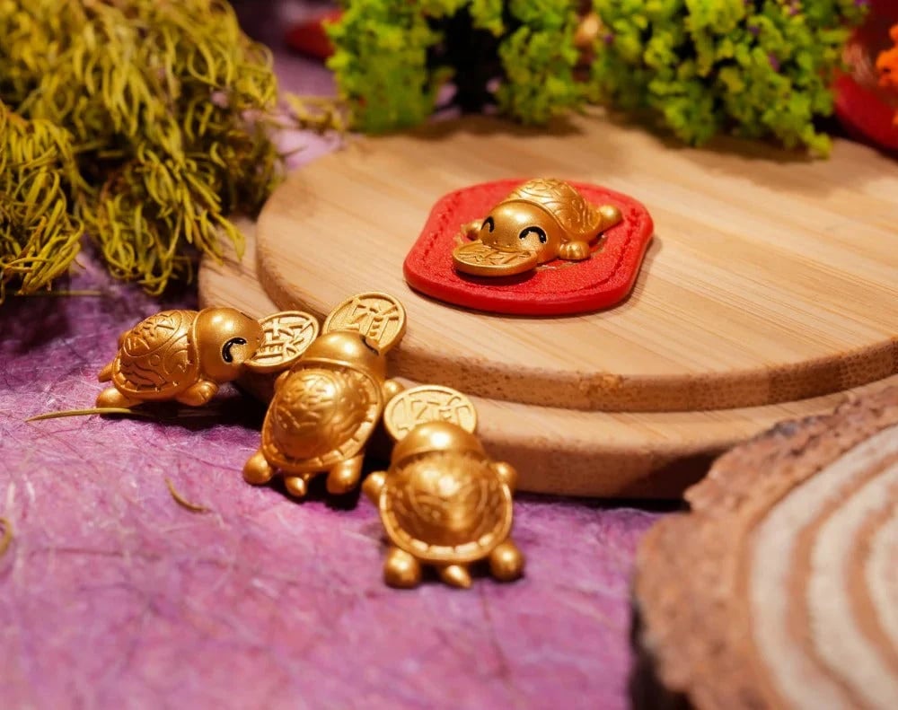 🐢2026 Golden Tortoise Pendant — Clinging to good luck 🍀 and never letting go!
