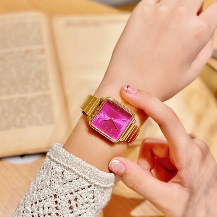 Retro Simple Stainless Steel Strap Square Dial Quartz Watch – Pink 4