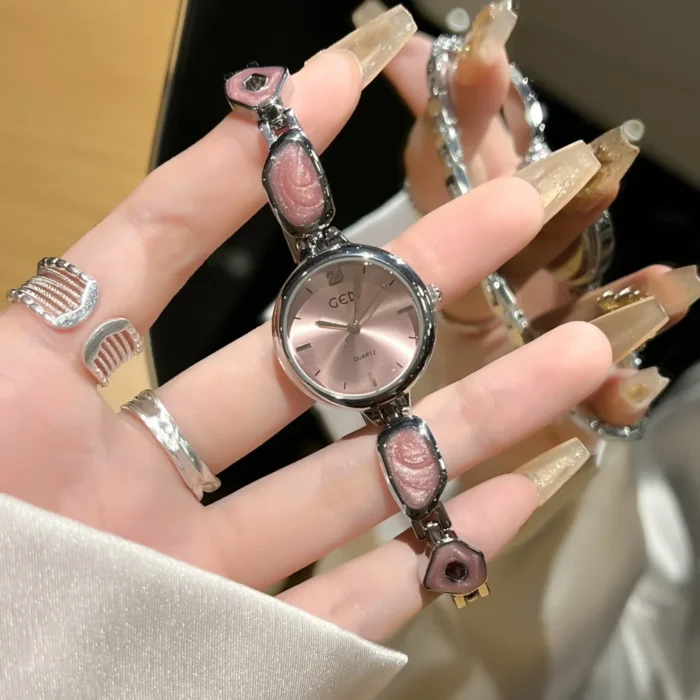 Round Quartz Small Dial Waterproof Watch 4