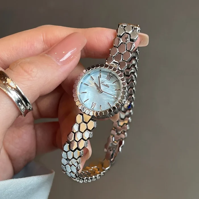 Geometric Steel Belt Sky Blue Quartz Watch – A1 7