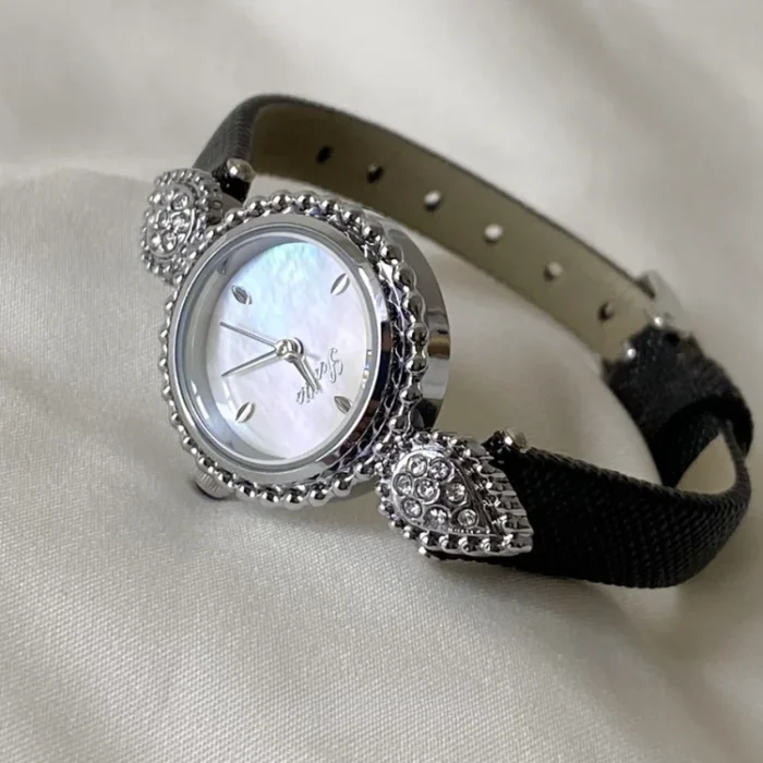 Diamond Dial Belt Quartz Watch 5