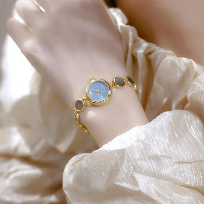 Gold Small Dial Bracelet Clock Wristwatch 6