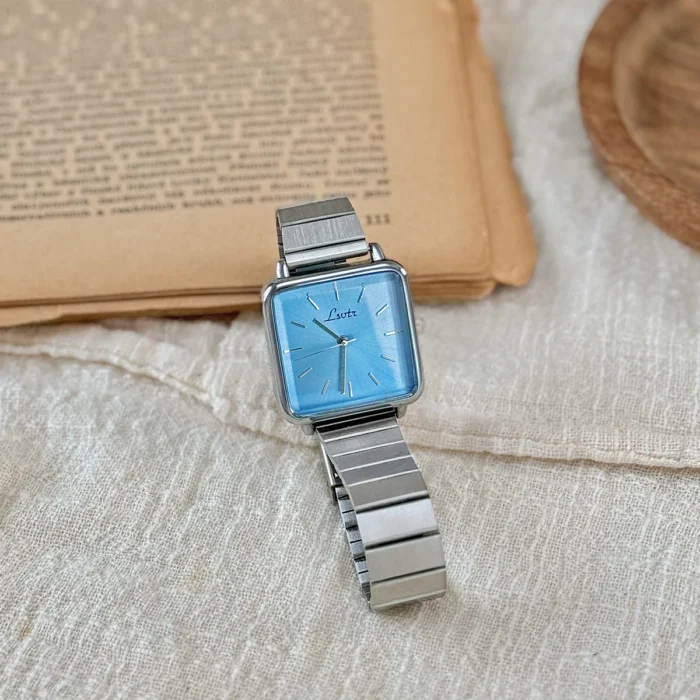 Retro Simple Stainless Steel Strap Square Dial Quartz Watch – Blue 9