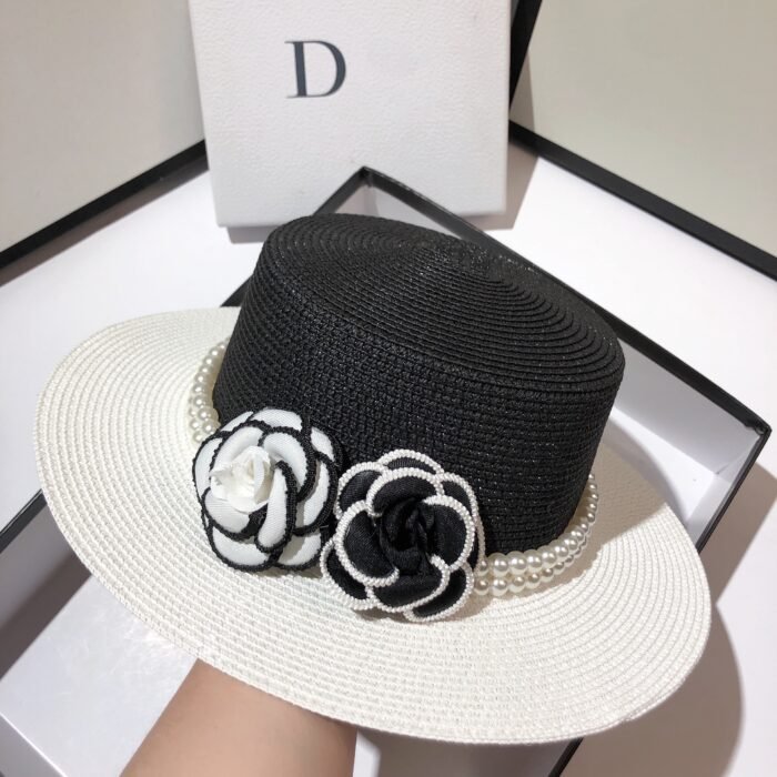 Black And White Pearl Flower Straw Hat 2