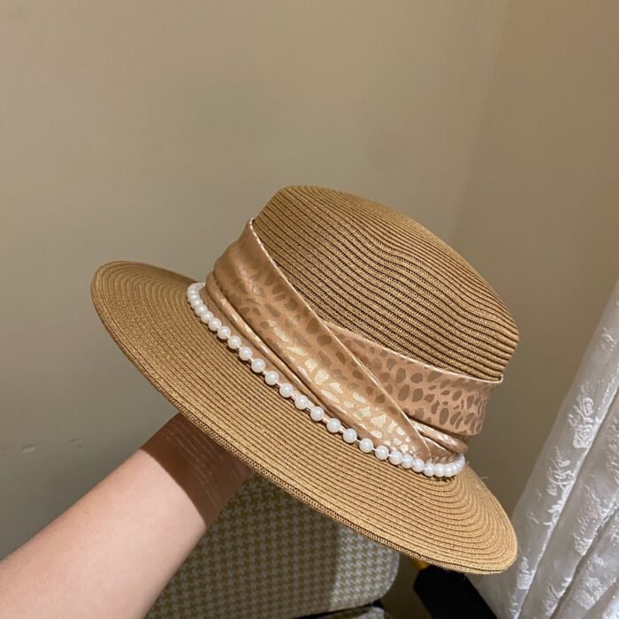 White Straw Flat Top Hat – 6 12