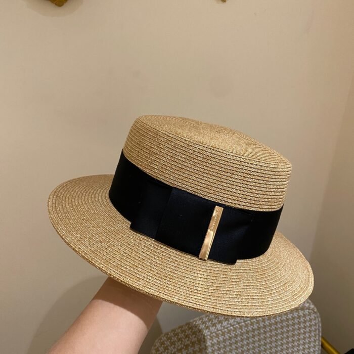 White Straw Flat Top Hat – 10 21