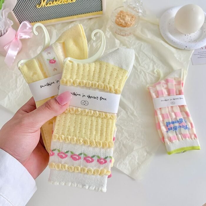Women Socks Female Japanese Sweet Kawaii Cute Girl Stockings Ruffles Lolita Mesh Breathable Female Thin Middle Tube Socks Summer 5