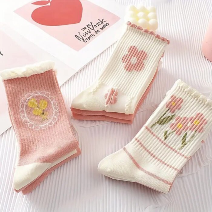 9 Pairs Floral Printed Women Mid Length Socks Fashionable Ruffle Edges Sweet and Comfortable Bubble Mouth Casual Socks 4