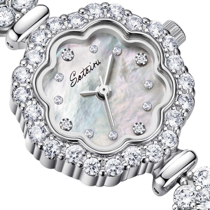 Elegant Petal Shape Quartz Wristwatch 6