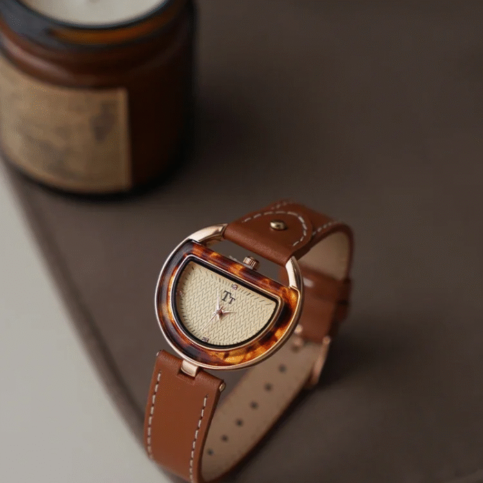 Circular Geometric Hook Wrist Watch 2