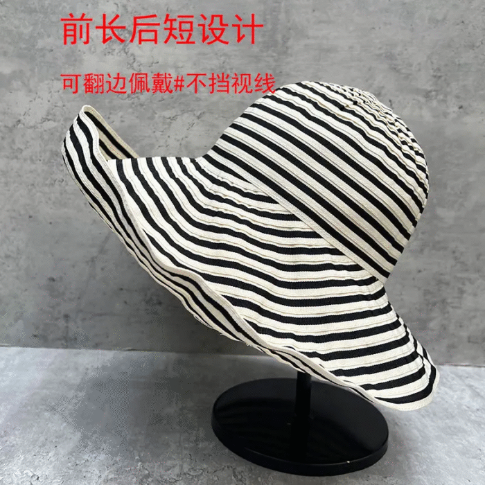 Stripe black and white Bucket Hat 4