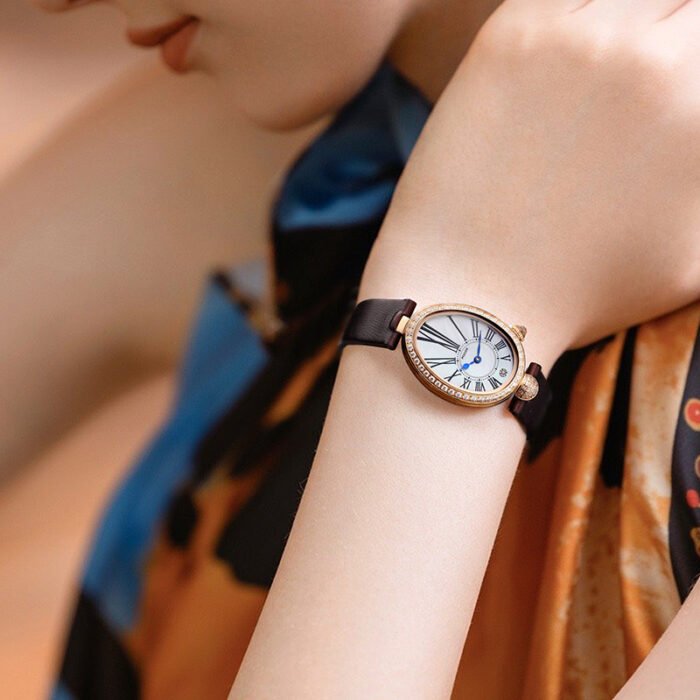 Oval Roman Numbers Quartz Leather Waterproof Watch 3