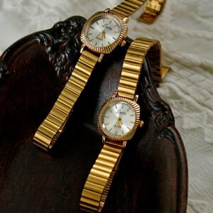 Simple Gold Stainless Steel Watch