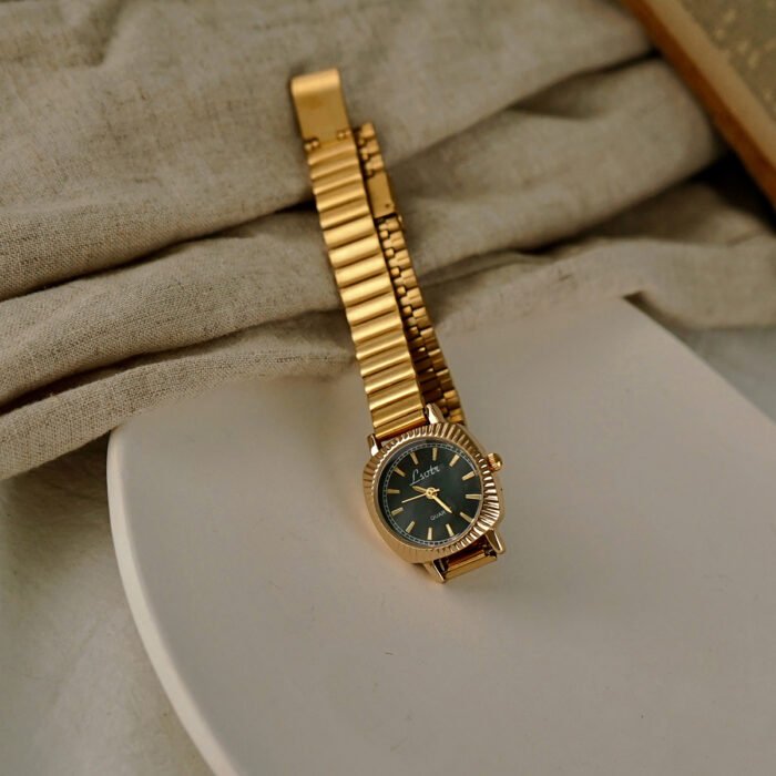 Simple Gold Stainless Steel Watch – black 10