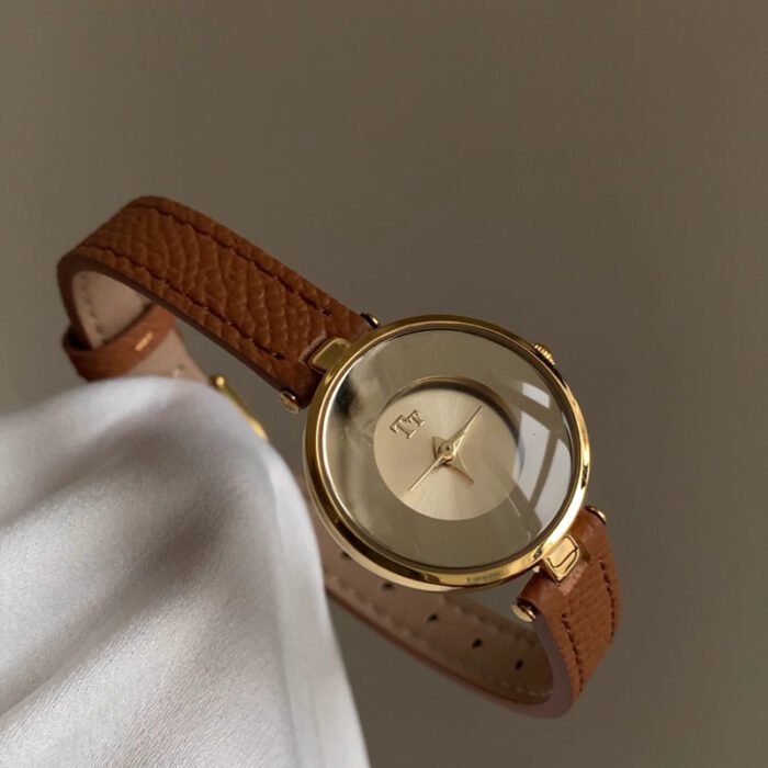 Elegant Circle Hook Wrist Watch 5