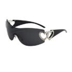 Heart Shaped Gradient Sunglasses – Black 7