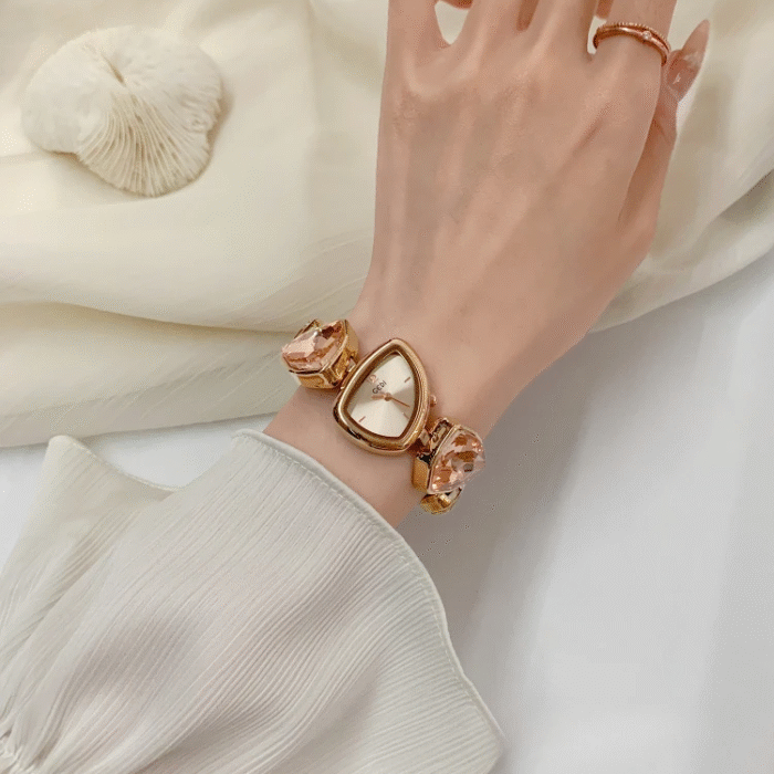 Gem irregular shape dial quartz watch 3